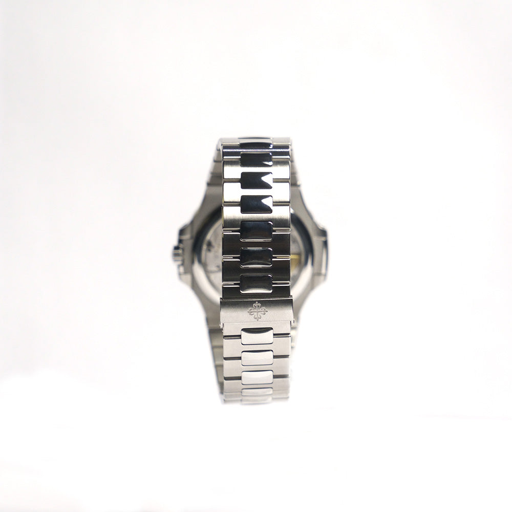 Patek Philippe Nautilus 5712/1A-001 Moonphase