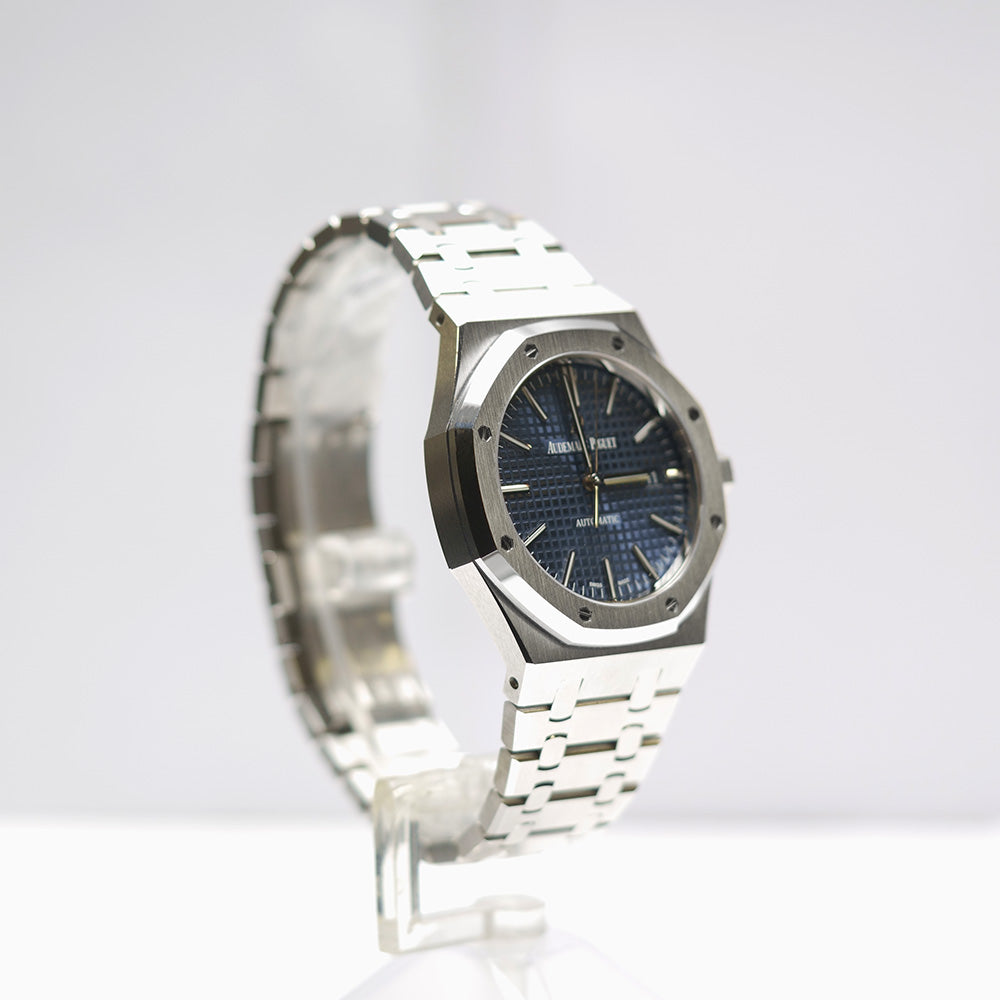 Audemars Piguet Royal Oak 15400ST Blue