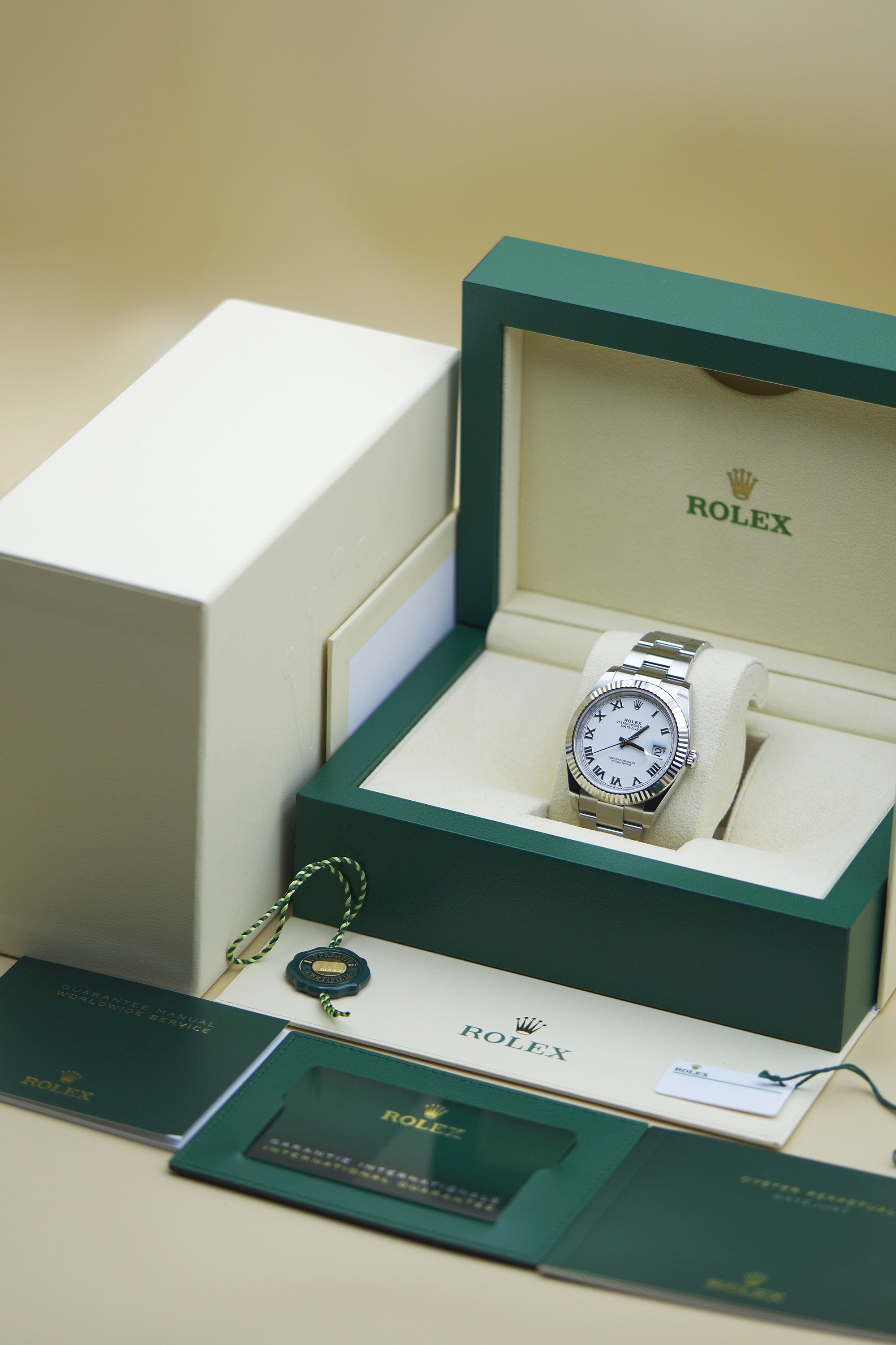 Rolex Datejust 41 126334 White Roman Numeral