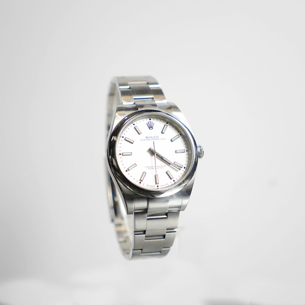 Rolex Oyster Perpetual 39mm 114300