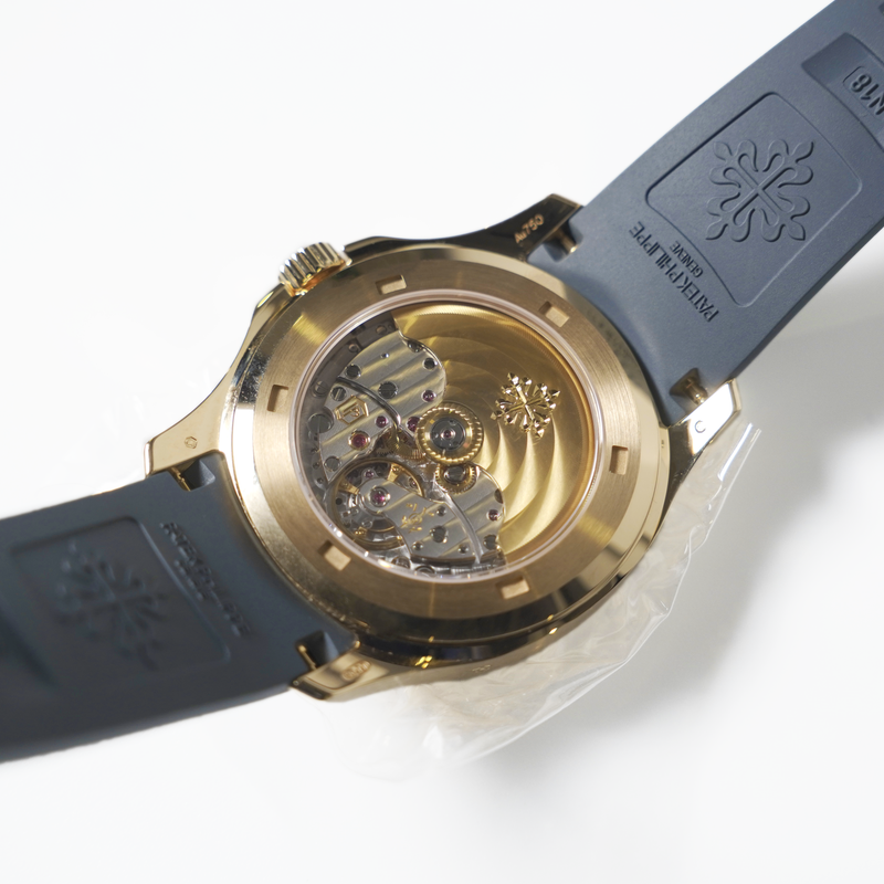 Patek Philippe Aquanaut 5261R-001 Rose Gold - 39.9mm