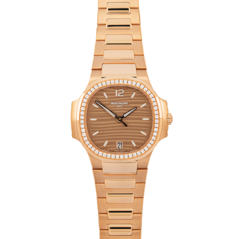 Patek Philippe Nautilus 7118/1200R-010 'Champagne' Dial
