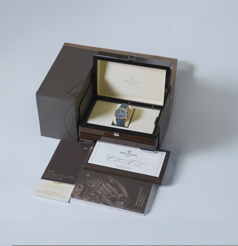 Patek Philippe Aquanaut 5261R-001 Rose Gold - 39.9mm