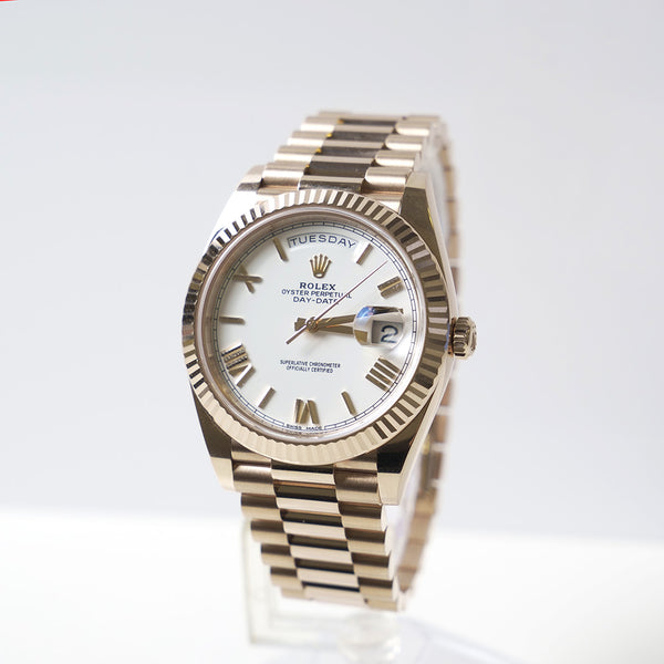 Rolex Day-Date 40 228235 White